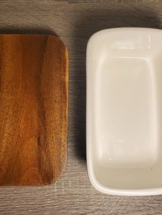 Dark Gray Ceramic Butter Dish Natural Acacia Wood Lid Silicone Seal EUC - Picture 6 of 7